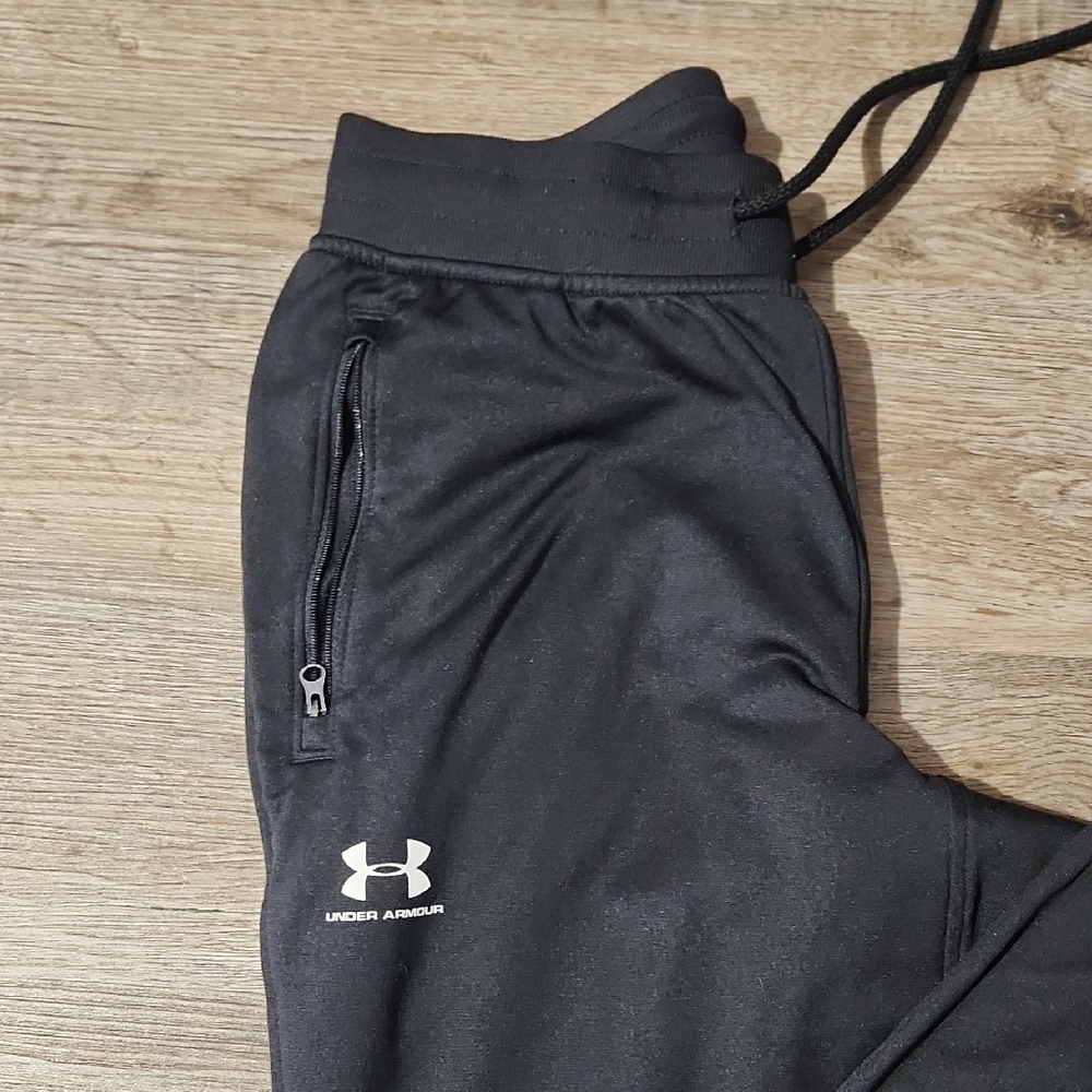 Under Armour Black Athletic Pants - Picture 2 of 5